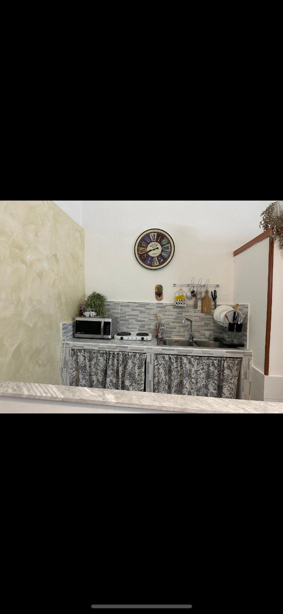 Apartment Portico House 17 *
